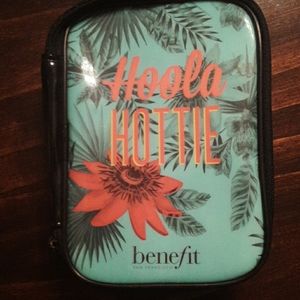 Benefit cosmetic case